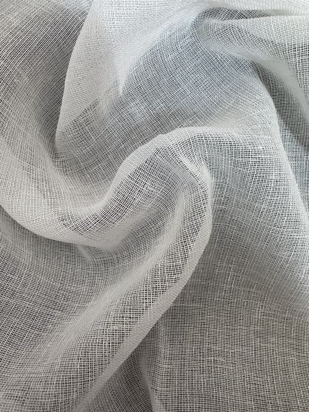 Mondo-Cloud sheer fabric